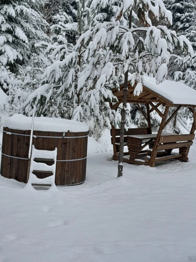 Gyergyószentmiklós Szállás | Üdülőfalu (K0623-20) A kép szerzői jogvédelem alatt állhat. Javasolt a kapcsolatfelvétel a jog tulajdonossal.