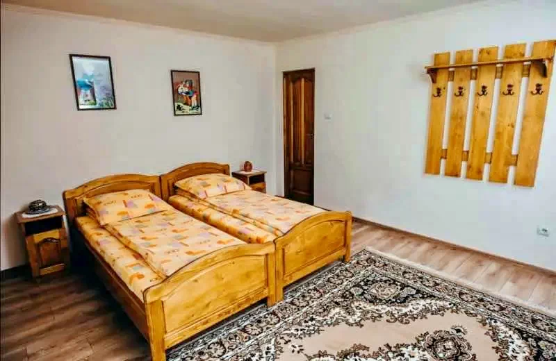 Gheorgheni Cazare | Casă de oaspeți (K0639-7) Imaginea poate fi supusă drepturilor de autor. Se recomandă contactarea titularului drepturilor. Gheorgheni Cazare | Casă de oaspeți (K0639-7) Imaginea poate fi supusă drepturilor de autor. Se recomandă contactarea titularului drepturilor.