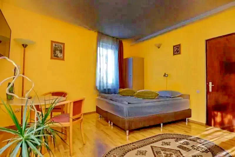 Gyergyószentmiklós Szállás | Panzió (K0640-7) A kép szerzői jogvédelem alatt állhat. Javasolt a kapcsolatfelvétel a jog tulajdonossal.