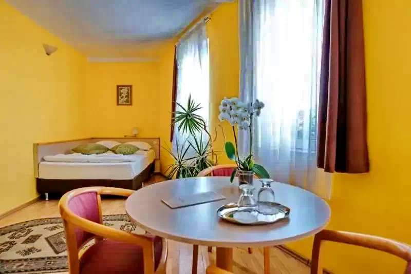 Gyergyószentmiklós Szállás | Motel (K0640-13) A kép szerzői jogvédelem alatt állhat. Javasolt a kapcsolatfelvétel a jog tulajdonossal.