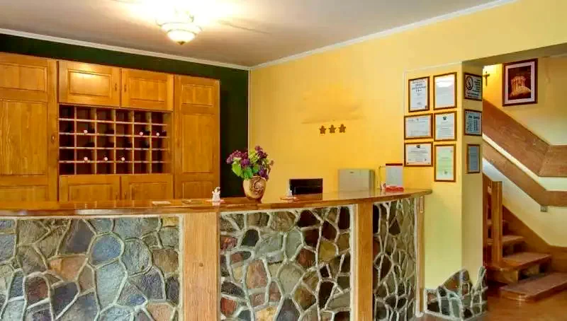 Gheorgheni Cazare | Motel (K1293-9) Imaginea poate fi supusă drepturilor de autor. Se recomandă contactarea titularului drepturilor.