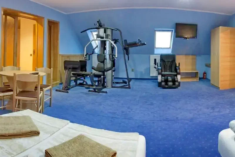 Gyergyószentmiklós Szállás | Motel (K1293-26) A kép szerzői jogvédelem alatt állhat. Javasolt a kapcsolatfelvétel a jog tulajdonossal.