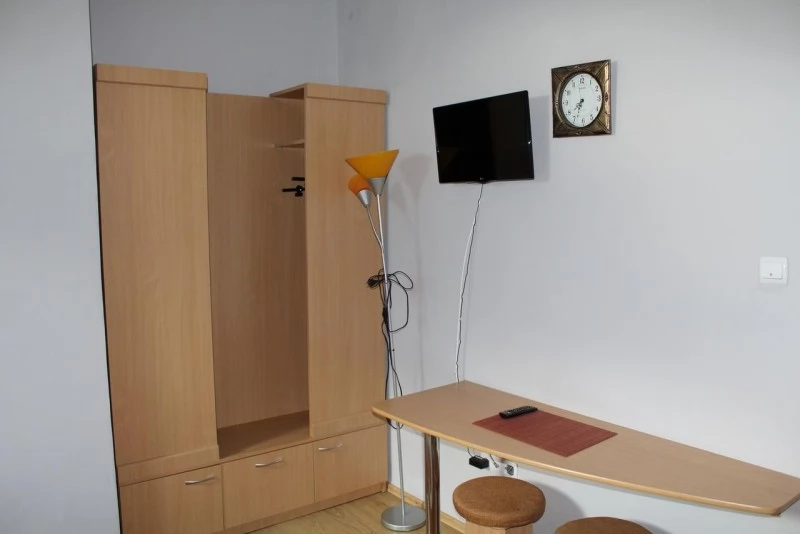 Gyergyószentmiklós Szállás | Motel (K1463-12) A kép szerzői jogvédelem alatt állhat. Javasolt a kapcsolatfelvétel a jog tulajdonossal.