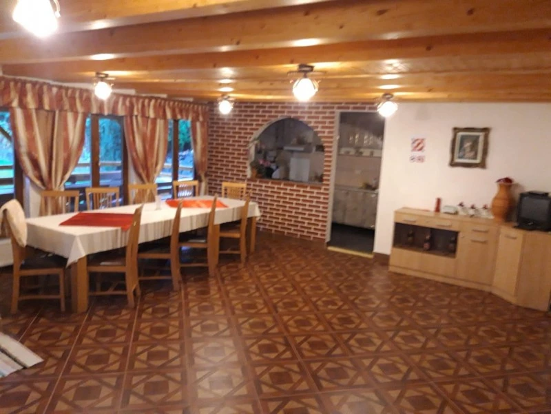 Gheorgheni Cazare | Hotel**** (K1514-3) Imaginea poate fi supusă drepturilor de autor. Se recomandă contactarea titularului drepturilor.