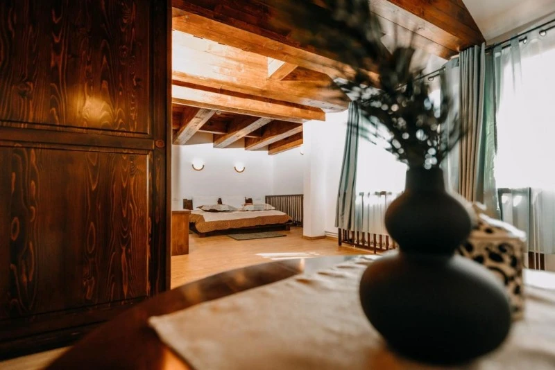 Gheorgheni Cazare | Motel (K1562-5) Imaginea poate fi supusă drepturilor de autor. Se recomandă contactarea titularului drepturilor.