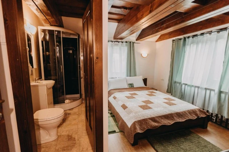 Gyergyószentmiklós Szállás | Motel (K1562-7) A kép szerzői jogvédelem alatt állhat. Javasolt a kapcsolatfelvétel a jog tulajdonossal.