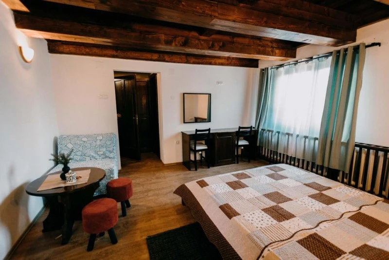 Gyergyószentmiklós Szállás | Motel (K1562-12) A kép szerzői jogvédelem alatt állhat. Javasolt a kapcsolatfelvétel a jog tulajdonossal.