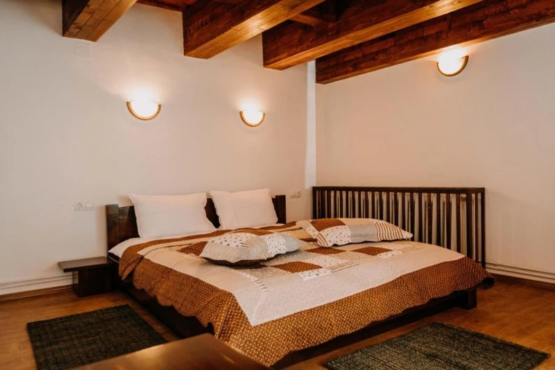 Gyergyószentmiklós Szállás | Motel (K1562-19) A kép szerzői jogvédelem alatt állhat. Javasolt a kapcsolatfelvétel a jog tulajdonossal.