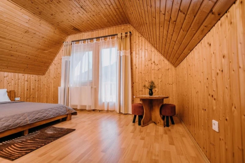 Gheorgheni Cazare | Motel (K1562-34) Imaginea poate fi supusă drepturilor de autor. Se recomandă contactarea titularului drepturilor.