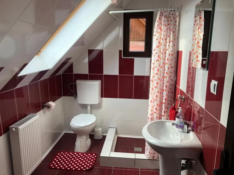 Viștea Cazare | Hotel**** (K1454-23) Imaginea poate fi supusă drepturilor de autor. Se recomandă contactarea titularului drepturilor.