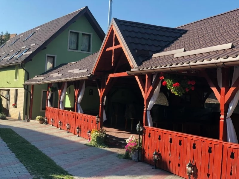 Viștea Cazare | Hotel**** (K1454-35) Imaginea poate fi supusă drepturilor de autor. Se recomandă contactarea titularului drepturilor.