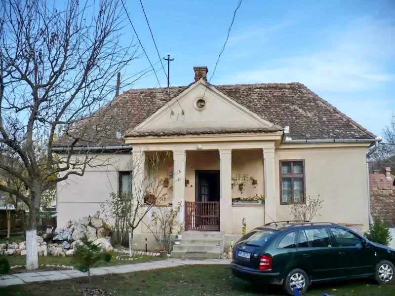 Avrămești Cazare | Motel (K0425-25) Imaginea poate fi supusă drepturilor de autor. Se recomandă contactarea titularului drepturilor.