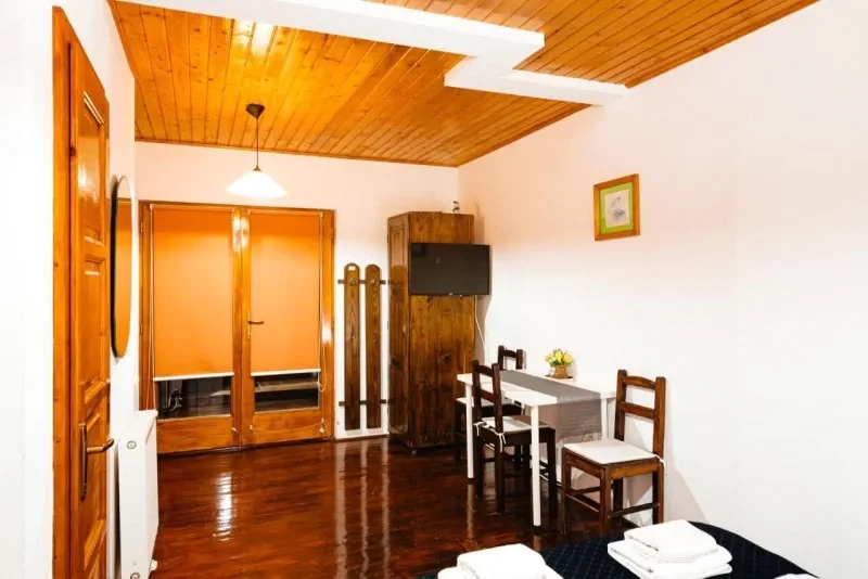 Beliș Cazare | Motel (K0454-16) Imaginea poate fi supusă drepturilor de autor. Se recomandă contactarea titularului drepturilor.