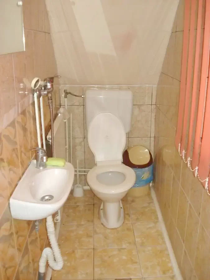 Szováta Szállás | Motel (K0117-15) A kép szerzői jogvédelem alatt állhat. Javasolt a kapcsolatfelvétel a jog tulajdonossal.