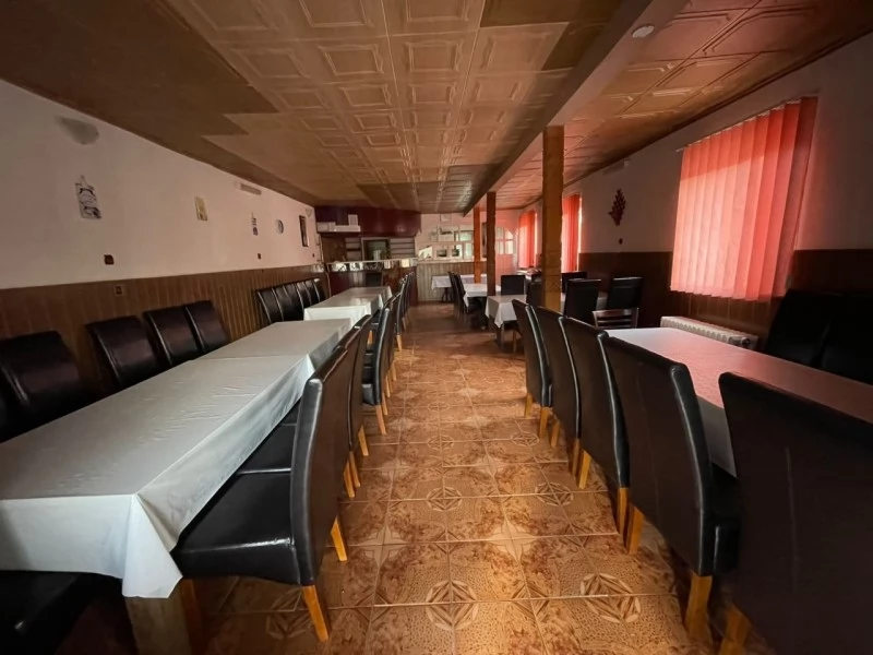 Sovata Cazare | Motel (K0117-26) Imaginea poate fi supusă drepturilor de autor. Se recomandă contactarea titularului drepturilor.