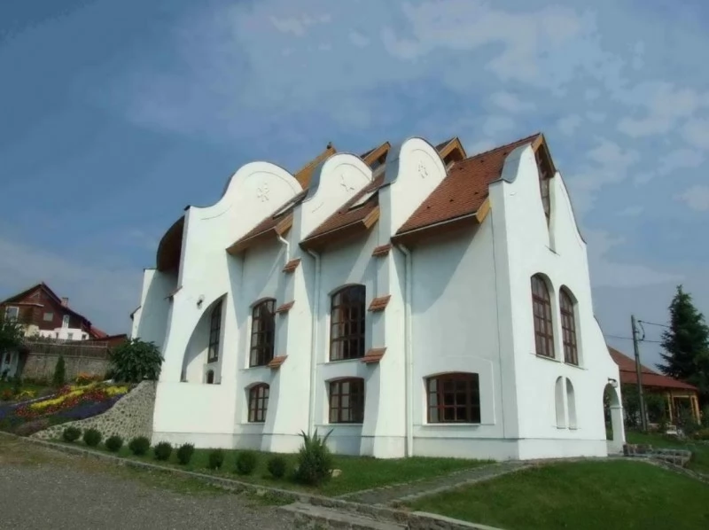 Szászrégen Szállás | Motel (K0142-1) A kép szerzői jogvédelem alatt állhat. Javasolt a kapcsolatfelvétel a jog tulajdonossal.