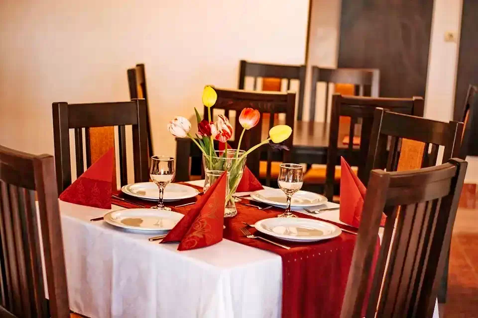 Csíkszereda Szállás | Hotel*** (K1404-4) A kép szerzői jogvédelem alatt állhat. Javasolt a kapcsolatfelvétel a jog tulajdonossal.