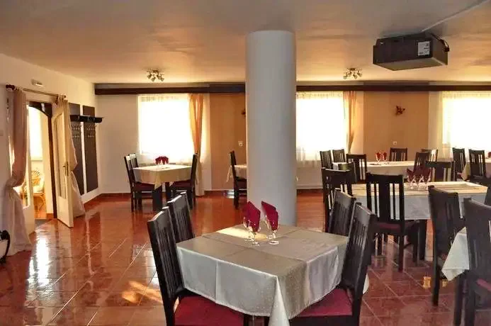 Szállás Miercurea Ciuc - Motel Csillag | Csíkszereda - Csillag Motel . A kép szerzői jogvédelem alatt állhat. Javasolt a kapcsolatfelvétel a jog tulajdonossal.