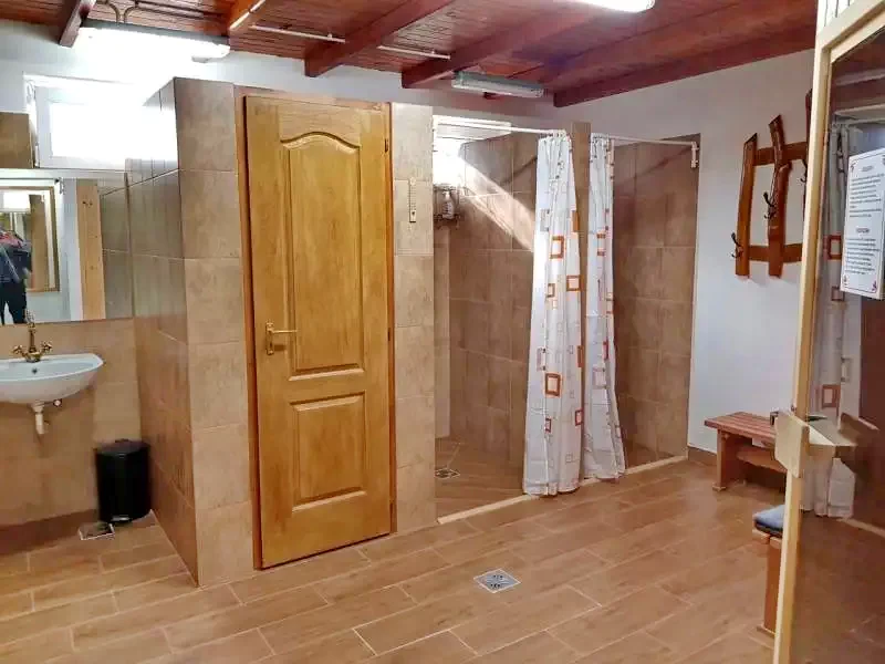 Székelyudvarhely Szállás | Motel (K0091-36) A kép szerzői jogvédelem alatt állhat. Javasolt a kapcsolatfelvétel a jog tulajdonossal.