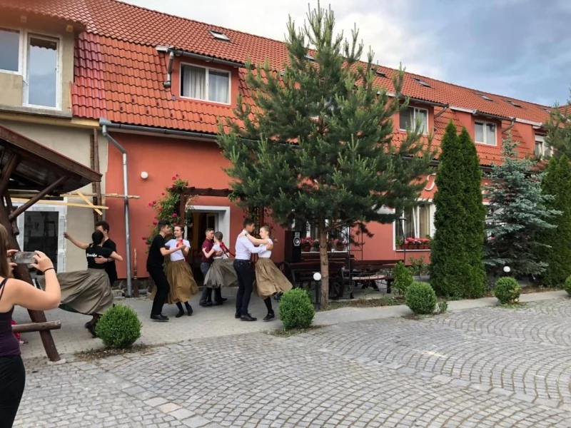 Odorheiu Secuiesc Cazare | Motel (K0091-43) Imaginea poate fi supusă drepturilor de autor. Se recomandă contactarea titularului drepturilor.