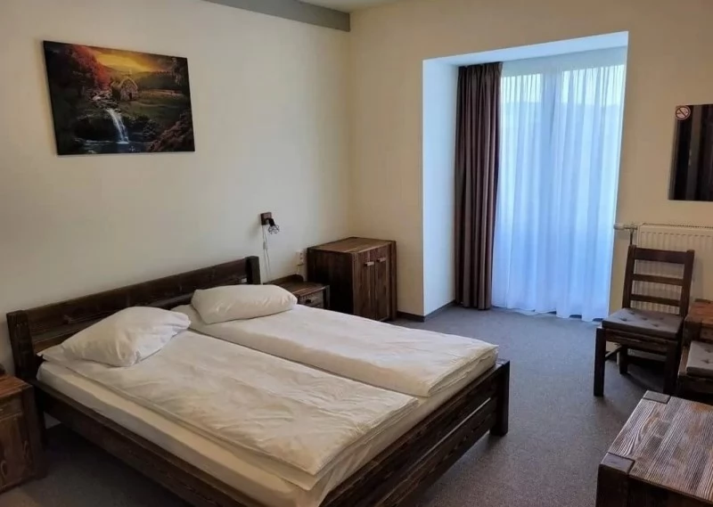 Odorheiu Secuiesc Cazare | Motel (K0139-14) Imaginea poate fi supusă drepturilor de autor. Se recomandă contactarea titularului drepturilor.