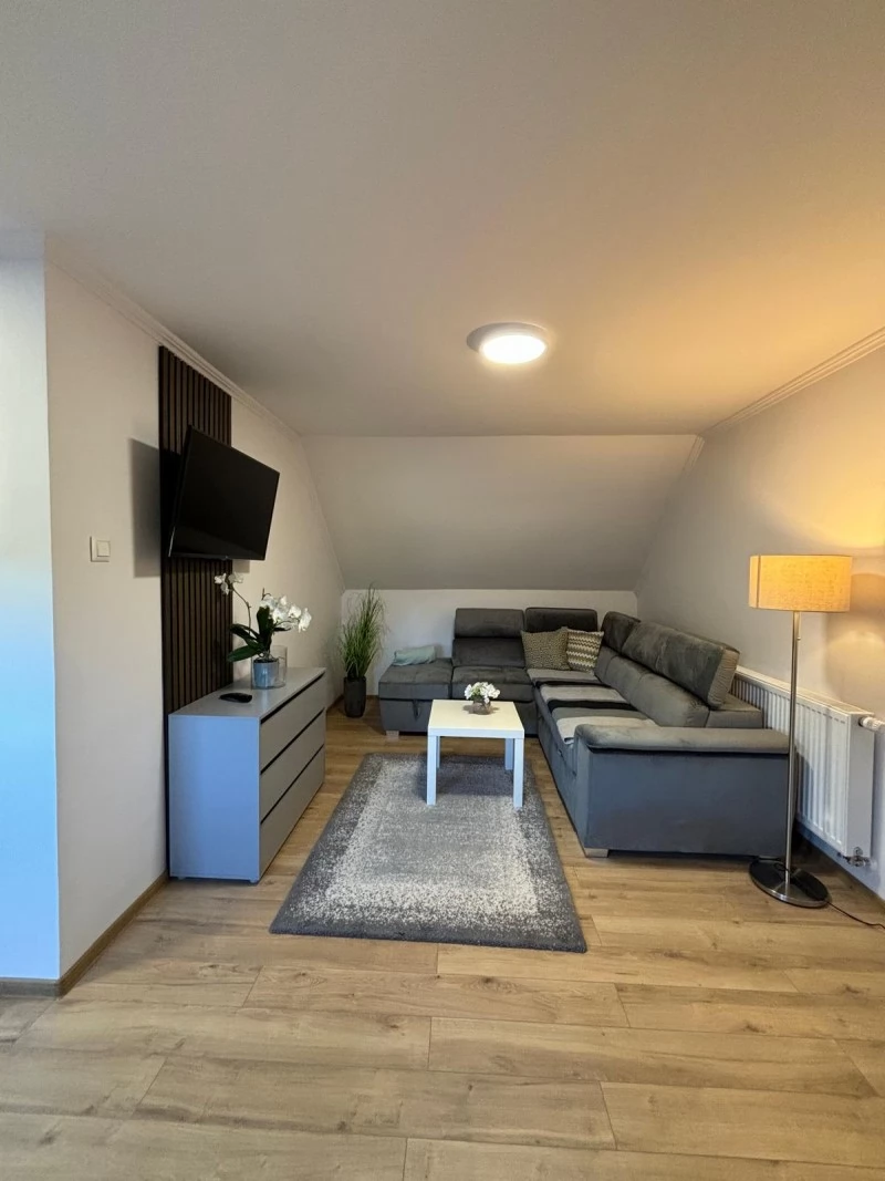 Székelyudvarhely Szállás | Motel (K0274-12) A kép szerzői jogvédelem alatt állhat. Javasolt a kapcsolatfelvétel a jog tulajdonossal.