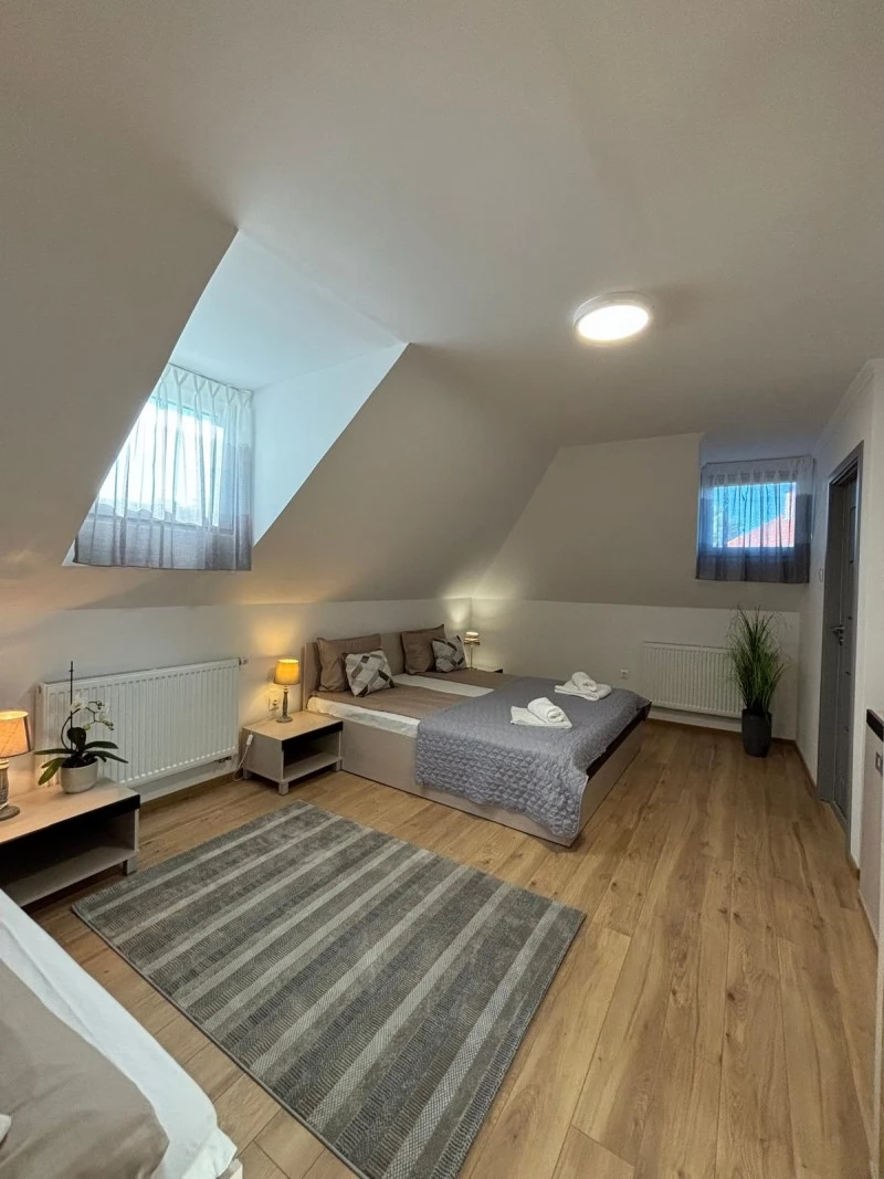 Székelyudvarhely Szállás | Motel (K0274-18) A kép szerzői jogvédelem alatt állhat. Javasolt a kapcsolatfelvétel a jog tulajdonossal.