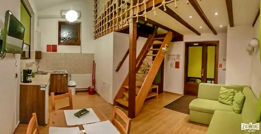 Odorheiu Secuiesc Cazare | Hotel**** (K0276-3) Imaginea poate fi supusă drepturilor de autor. Se recomandă contactarea titularului drepturilor.