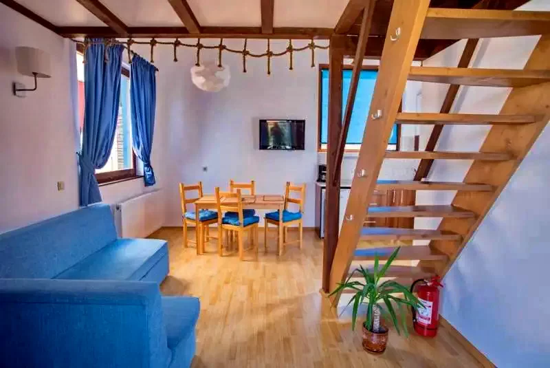 Odorheiu Secuiesc Cazare | Hotel**** (K0276-13) Imaginea poate fi supusă drepturilor de autor. Se recomandă contactarea titularului drepturilor.