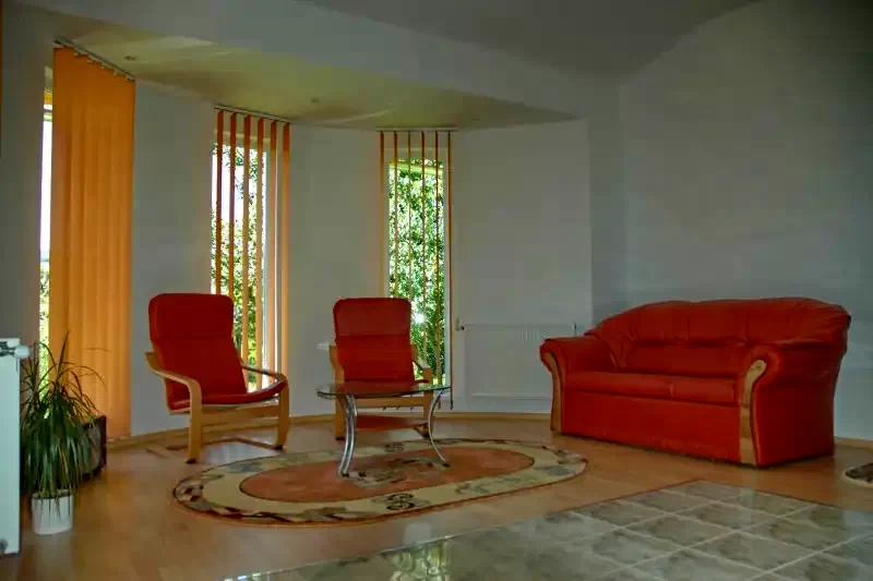 Székelyudvarhely Szállás | Üdülőfalu (K0298-2) A kép szerzői jogvédelem alatt állhat. Javasolt a kapcsolatfelvétel a jog tulajdonossal.