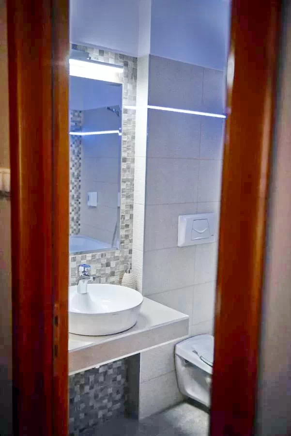 Odorheiu Secuiesc Cazare | Motel (K0370-24) Imaginea poate fi supusă drepturilor de autor. Se recomandă contactarea titularului drepturilor.