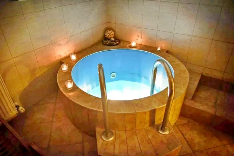 Odorheiu Secuiesc Cazare | Motel (K0370-33) Imaginea poate fi supusă drepturilor de autor. Se recomandă contactarea titularului drepturilor.