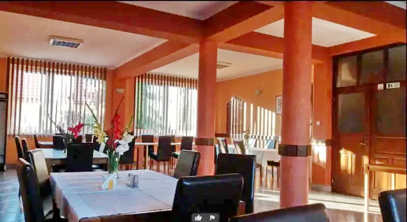 Székelyudvarhely Szállás | Motel (K0385-3) A kép szerzői jogvédelem alatt állhat. Javasolt a kapcsolatfelvétel a jog tulajdonossal.