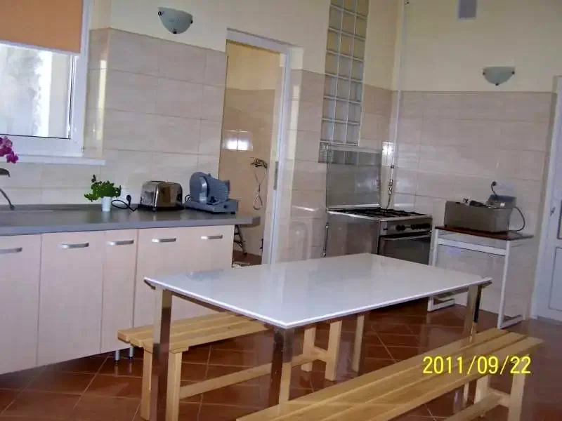 Székelyudvarhely Szállás | Motel (K0385-8) A kép szerzői jogvédelem alatt állhat. Javasolt a kapcsolatfelvétel a jog tulajdonossal.