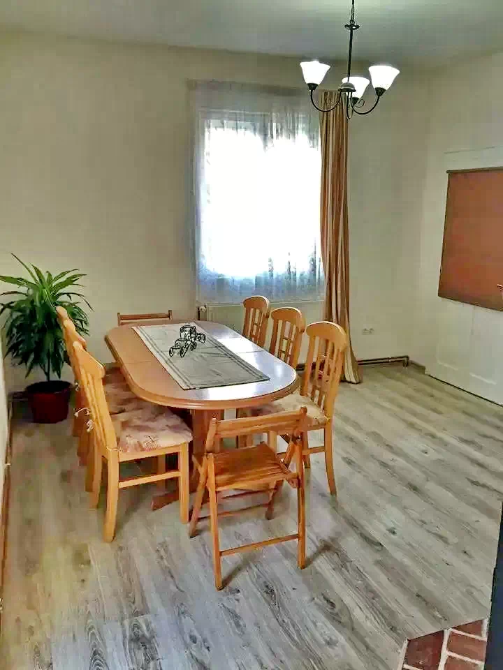 Odorheiu Secuiesc Cazare | Sat de vacanță (K1061-5) Imaginea poate fi supusă drepturilor de autor. Se recomandă contactarea titularului drepturilor.