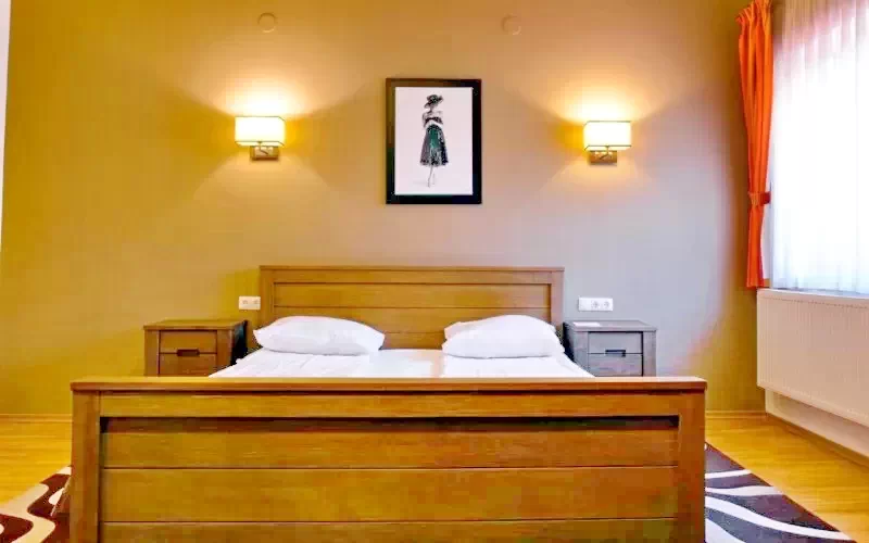 Odorheiu Secuiesc Cazare | Casă de oaspeți (K1424-28) Imaginea poate fi supusă drepturilor de autor. Se recomandă contactarea titularului drepturilor.