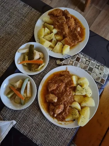 Sasca Română Cazare | Motel (K0901-41) Imaginea poate fi supusă drepturilor de autor. Se recomandă contactarea titularului drepturilor.