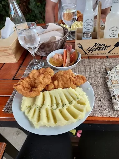 Sasca Română Cazare | Motel (K0901-46) Imaginea poate fi supusă drepturilor de autor. Se recomandă contactarea titularului drepturilor.