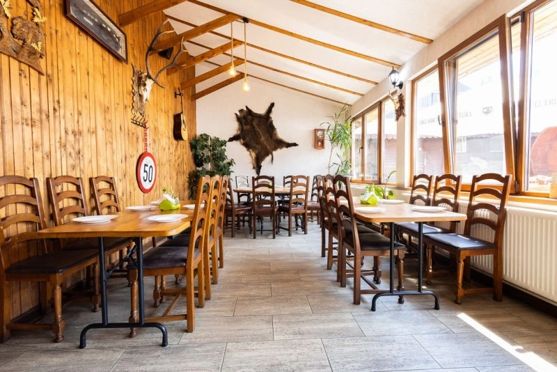 Padis Cazare | Motel (K0363-8) Imaginea poate fi supusă drepturilor de autor. Se recomandă contactarea titularului drepturilor.