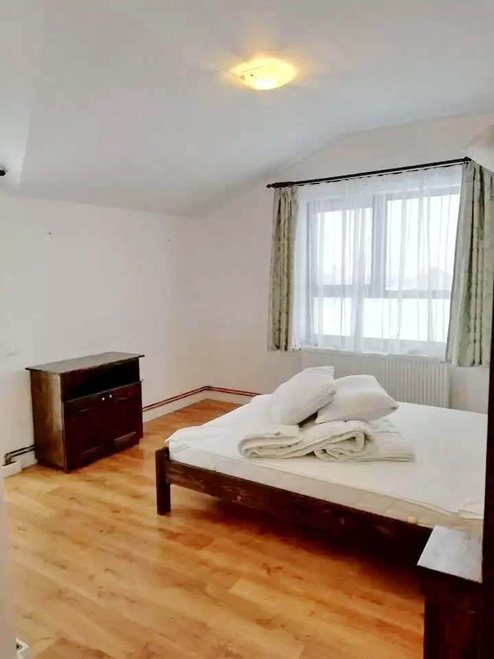 Szelicse Szállás | Motel (K0704-26) A kép szerzői jogvédelem alatt állhat. Javasolt a kapcsolatfelvétel a jog tulajdonossal.