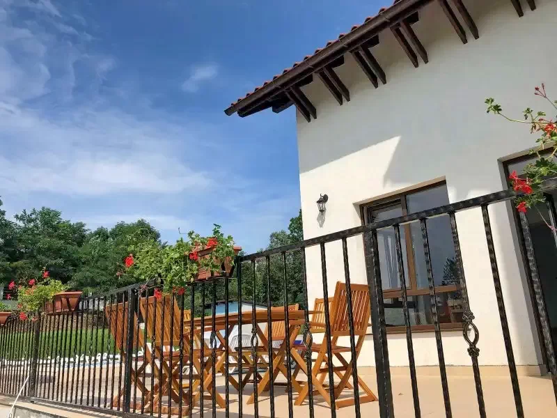 Szelicse Szállás | Motel (K0704-30) A kép szerzői jogvédelem alatt állhat. Javasolt a kapcsolatfelvétel a jog tulajdonossal.