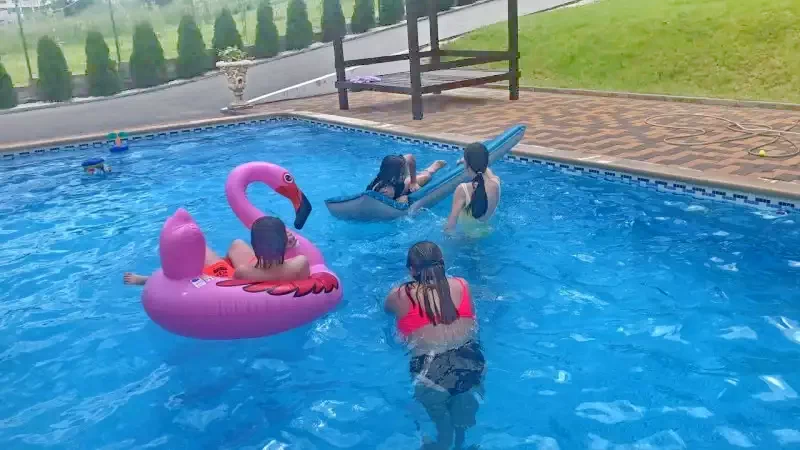 Szelicse Szállás | Motel (K0704-49) A kép szerzői jogvédelem alatt állhat. Javasolt a kapcsolatfelvétel a jog tulajdonossal.