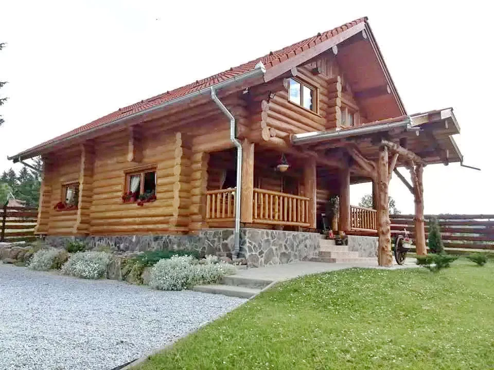 Izvoru Mureșului Cazare | Hotel**** (K0855-25) Imaginea poate fi supusă drepturilor de autor. Se recomandă contactarea titularului drepturilor.