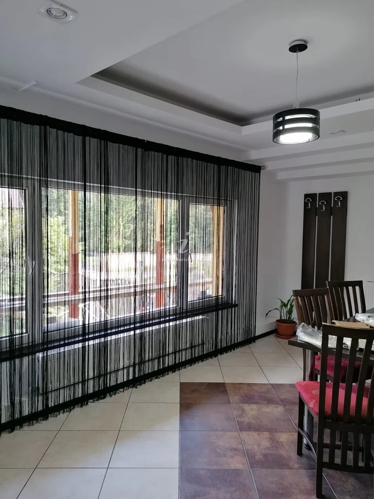 Felsőtömös Szállás | Motel (K1082-29) A kép szerzői jogvédelem alatt állhat. Javasolt a kapcsolatfelvétel a jog tulajdonossal.