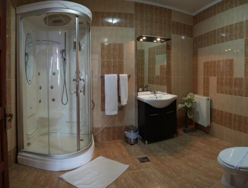 Gheorgheni Cazare | Pensiune turistică (K1533-33) Imaginea poate fi supusă drepturilor de autor. Se recomandă contactarea titularului drepturilor.