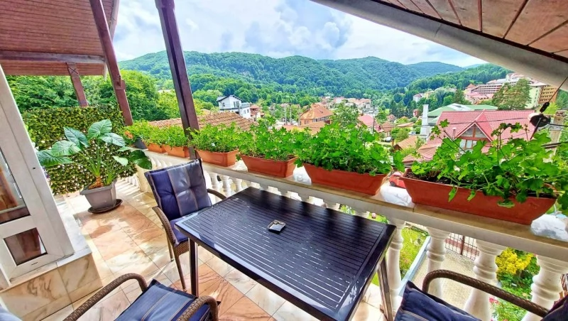  Szállás | Kemping / turistapihenő (K0633-20) A kép szerzői jogvédelem alatt állhat. Javasolt a kapcsolatfelvétel a jog tulajdonossal.