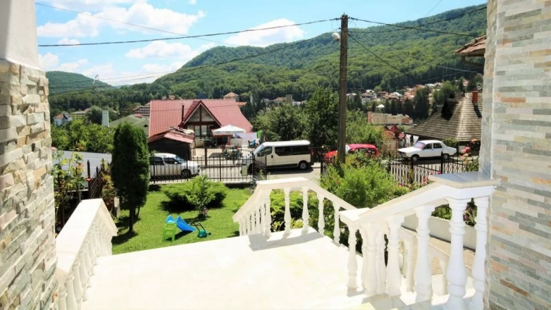 Băile Olănești Cazare | Camping / Popas turistic (K0633-30) Imaginea poate fi supusă drepturilor de autor. Se recomandă contactarea titularului drepturilor.