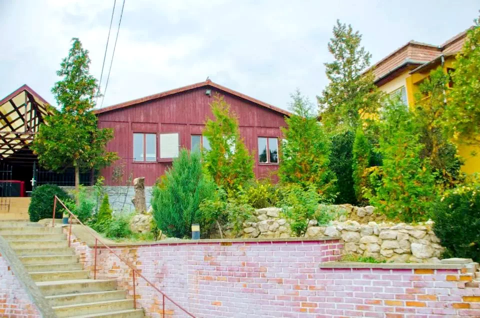 Aiud Cazare | Pensiune turistică (K0029-1) Imaginea poate fi supusă drepturilor de autor. Se recomandă contactarea titularului drepturilor.