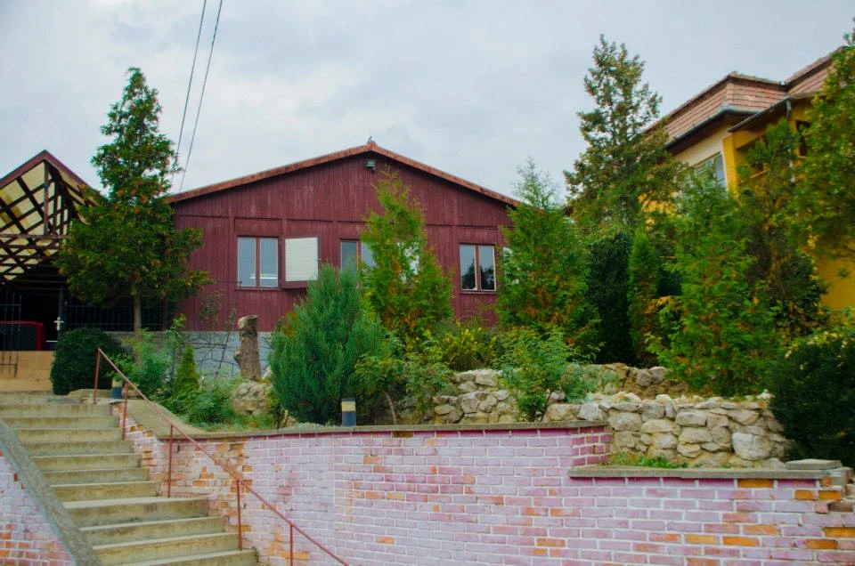 Aiud Cazare | Motel (K0029-44) Imaginea poate fi supusă drepturilor de autor. Se recomandă contactarea titularului drepturilor.