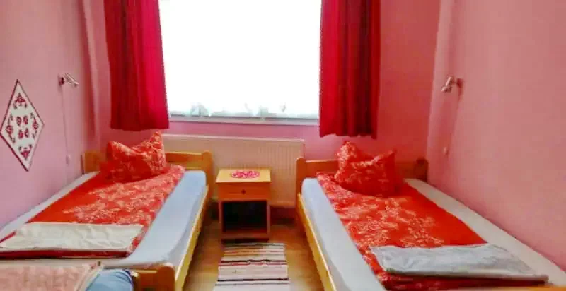 Sâncraiu Cazare | Hotel**** (K1192-30) Imaginea poate fi supusă drepturilor de autor. Se recomandă contactarea titularului drepturilor.